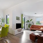 Kaeuzchenkuhle Апартаменты *